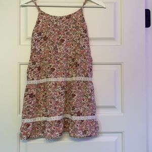 Super cute floral dress